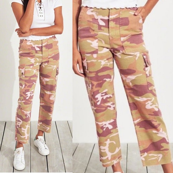 Hollister Ultra High-Rise Cargo Mom Jeans Pink Army Green Camo 9R 29 NWT - Picture 1 of 16